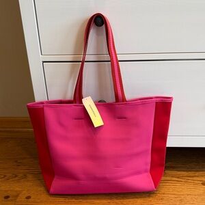 NWT SUMMERSALT Vibrant Pink and Red Neoprene Bag